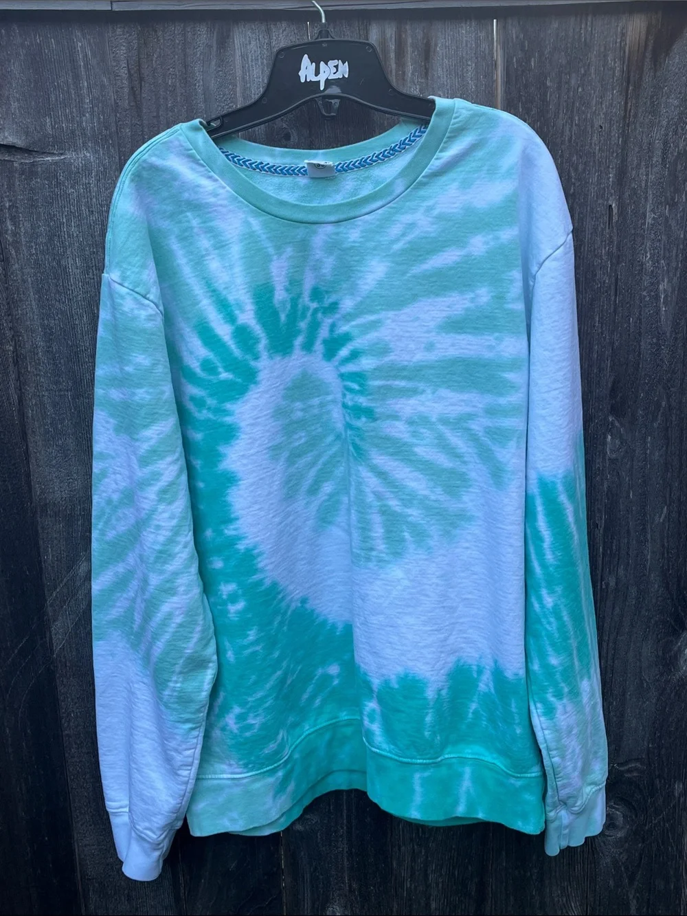 Sovereign Code “Sundays” Sweatshirt - Picture 1 of 7